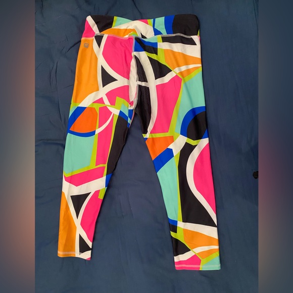 Fabletics size small cropped legging - Picture 3 of 4